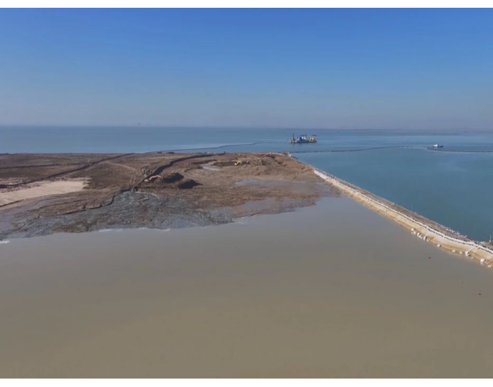 江苏华电赣榆LNG接收站项目码头工程进入陆域形成及地基处理阶段