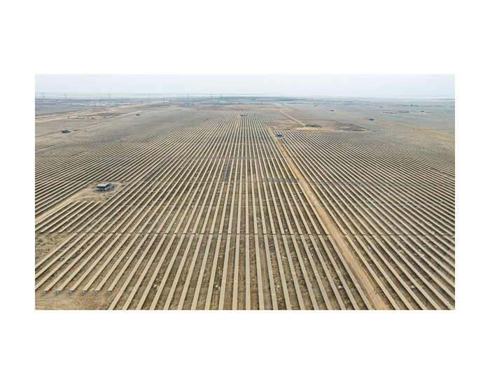 Adani Green 开始在全球最大的可再生能源园区发