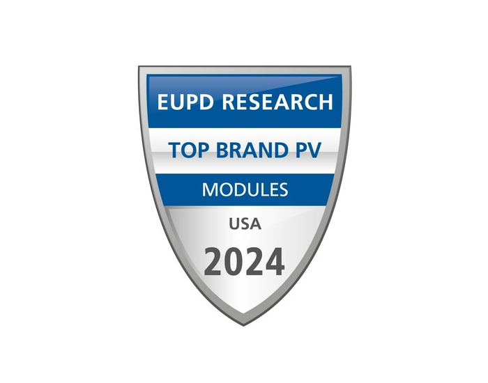 全球信赖！阿特斯斩获2024年度<em>EUPD</em> Research美国“顶级光伏品牌”大奖