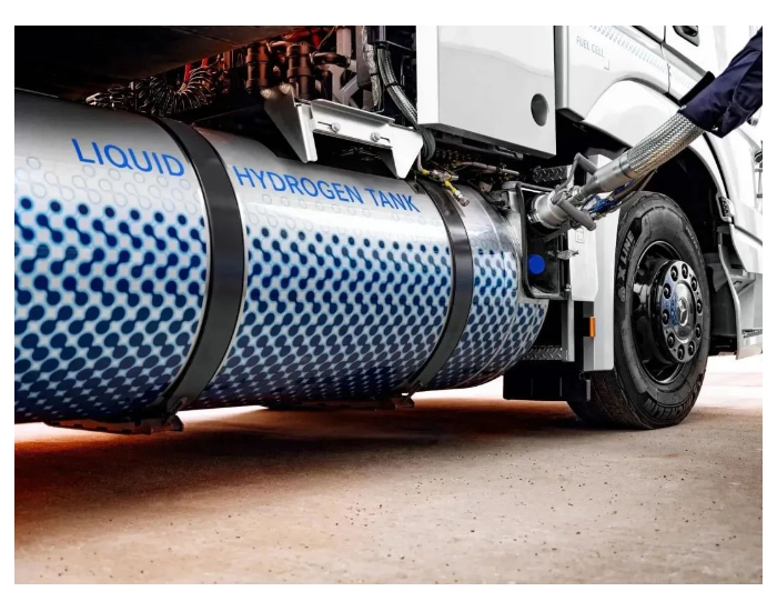 林德集團與戴姆勒卡車公司推出sLH2液氫加注技術