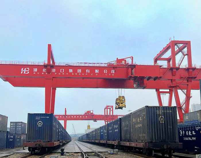 湖北港口集团春节货物吞吐量增七成