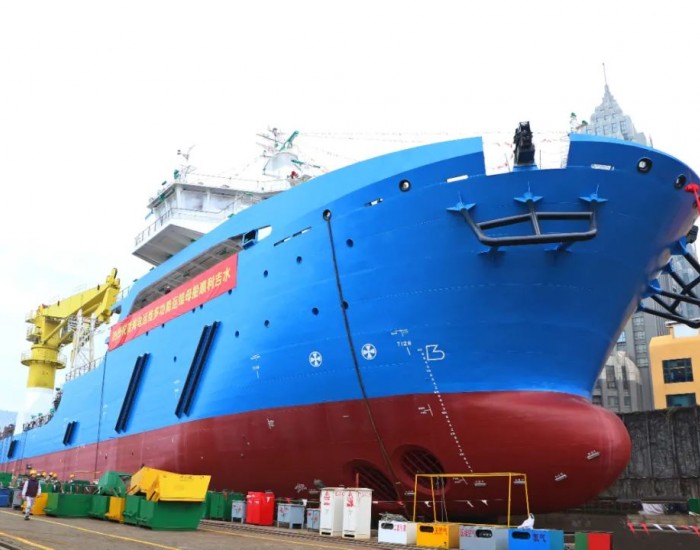 海电运维多功能运维母船顺利吉水，助推海上风电高质量发展