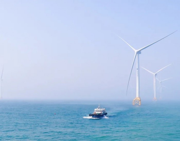 广西首张！广西能源集团防城港海上风电示范项目取得电力<em>业务许可证</em>
