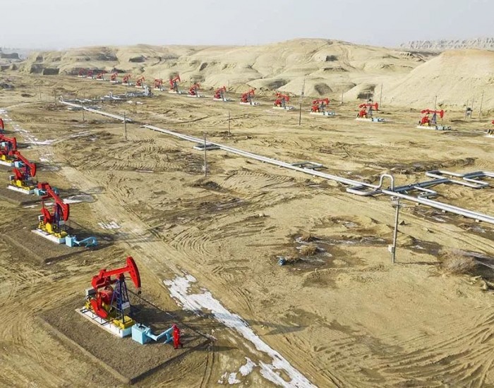 新疆油田油气产量超计划运行