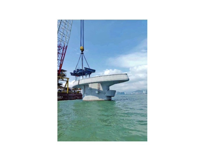 马来西亚槟城275kV跨海<em>输电线</em>路项目完成全部海上维护平台吊装