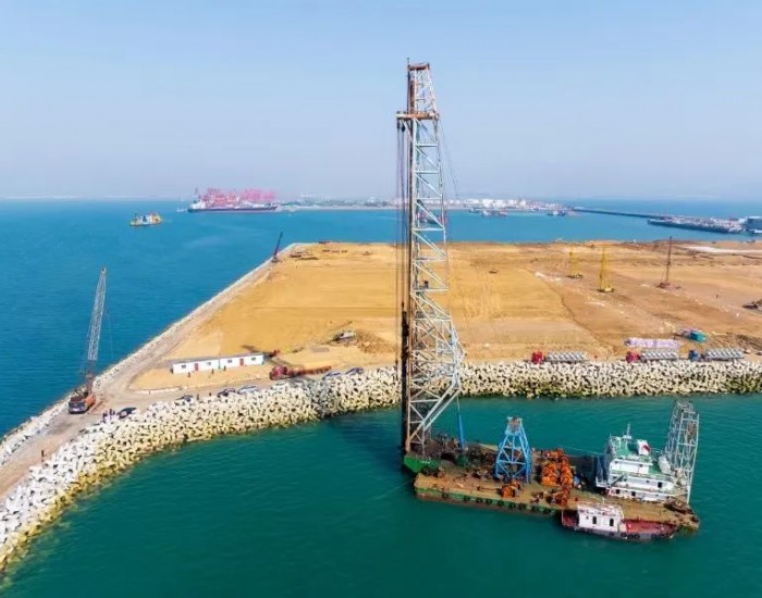 首桩告捷！赣榆LNG码头工程顺利完成首根沉桩施工