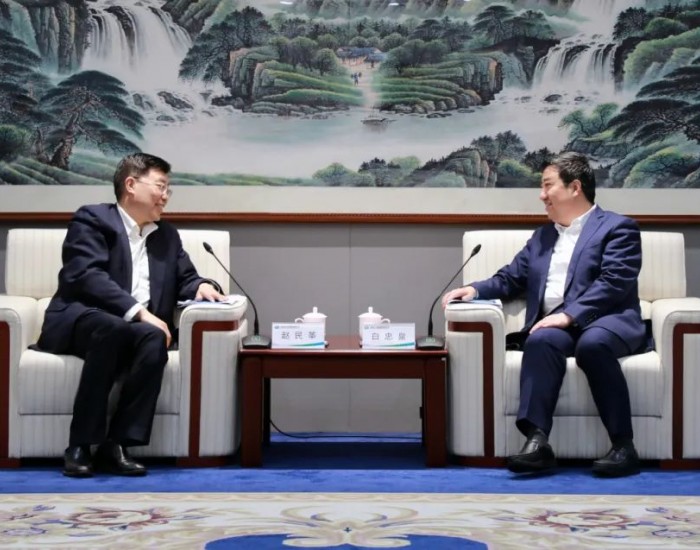 中国电气装备党委书记、董事长白忠泉会见首钢集团