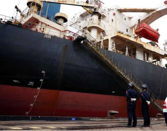 福建厦门海<em>港口</em>岸首季光伏产品等“新三样”货物出入境船舶，同比增长13.04%。