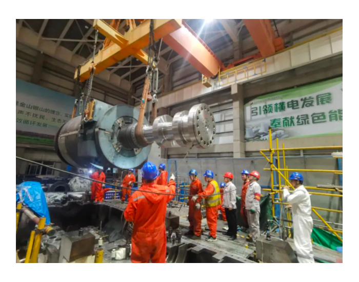 榆能<em>横山煤电公司</em>2号机组汽轮机高压内缸及转子返厂检修顺利完成