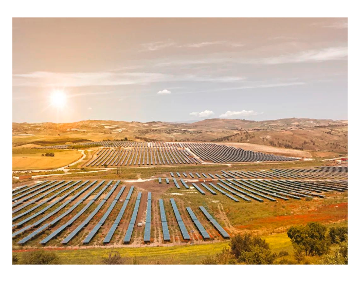 阿特斯集团能源子公司Recurrent Energy就巴西152兆瓦太阳能光伏电站项目获得7000万<em>美元</em>融资