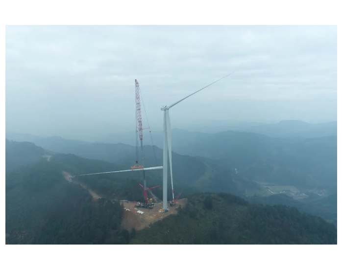绿能公司融安白云岭风电场四期全部风机吊装完成