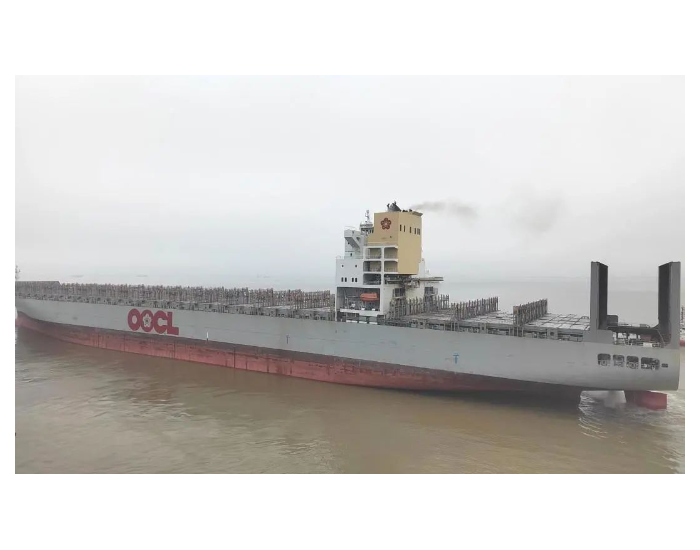 <em>上海中远海运重工</em>高质量完成东方南安普顿轮220T脱硫项目获肯定！