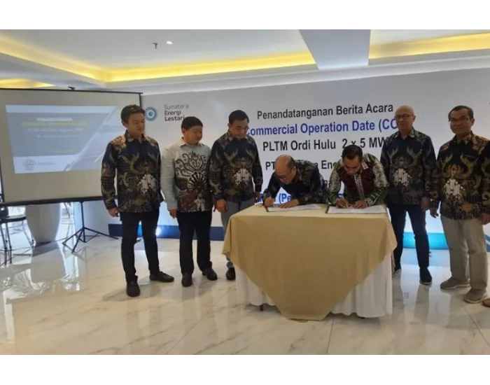 华飞安和集团董事长受邀参加印尼欧迪湖鲁电站COD签约仪式