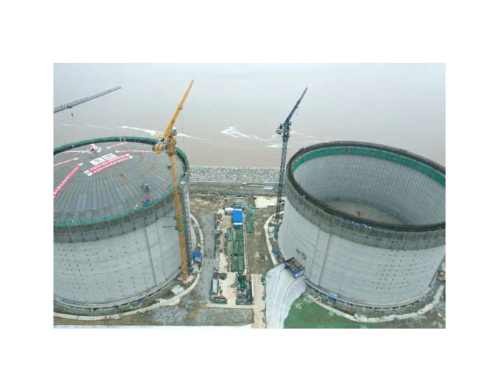上海<em>LNG站</em>线扩建项目7号储罐实现气顶升