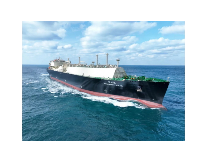 中海油LNG运输船项目首制船“绿能瀛”轮顺利命名