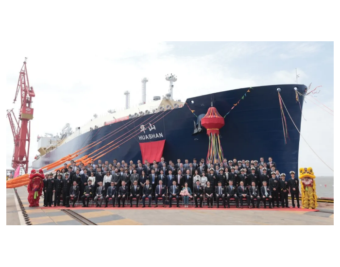 沪东中华造船创造半月交付2艘大型LNG船纪录