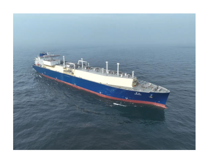 中远海运中石油国事LNG项目五号船命名交船