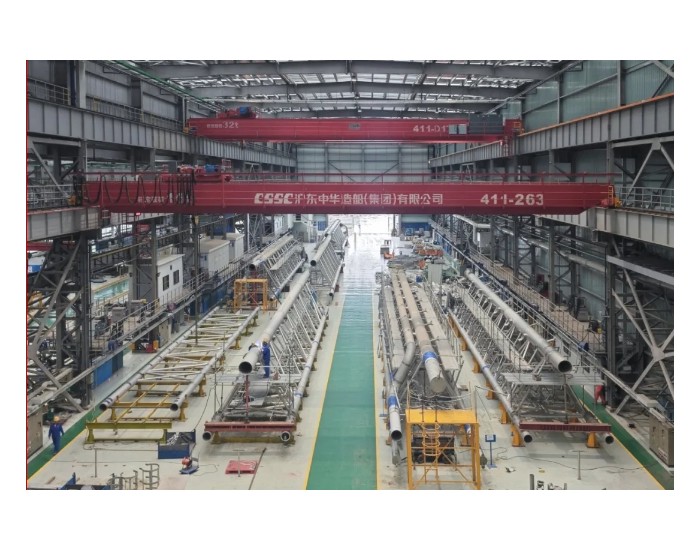 沪东中华造船东鼎公司泵塔月产量创新<em>高</em>，以实际行动为LNG船产能倍增助力