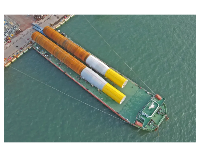 广西钦州基地迎来首个海上风电项目