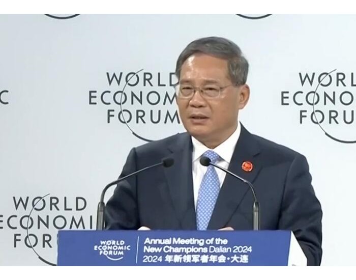 李强：我国坚定不移推进“双碳”目标，积极发展新