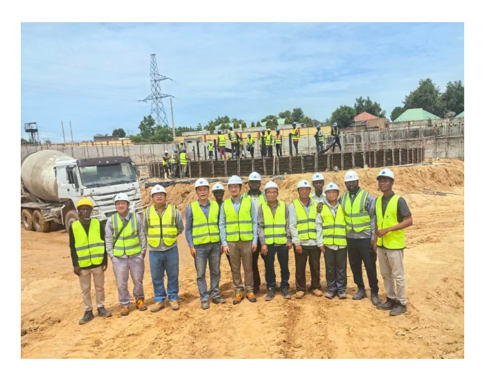尼日利亚迈杜古里地区应急电站联合循环部分及变压器供货项目 LNG 3000m³（8天）储罐基础顶板顺利浇筑