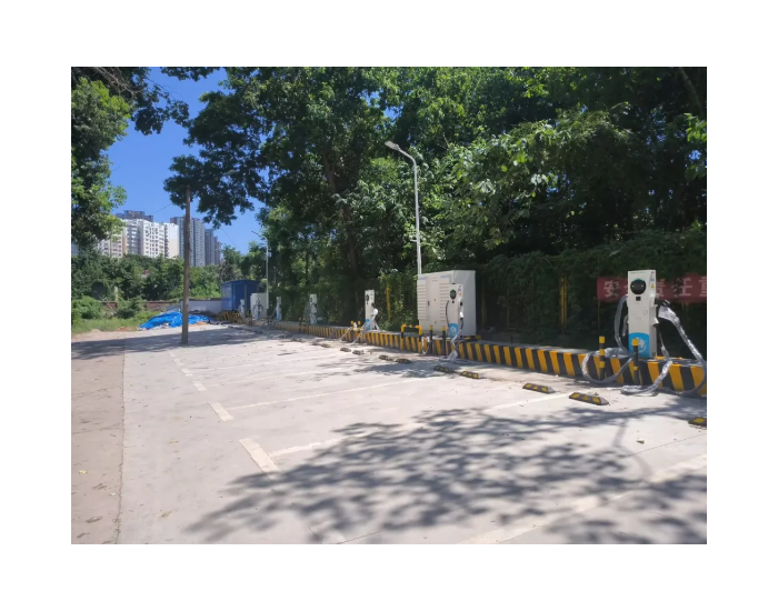 武汉市能源集团蓝焰物流充电站、汉宁充电站双站正式投运