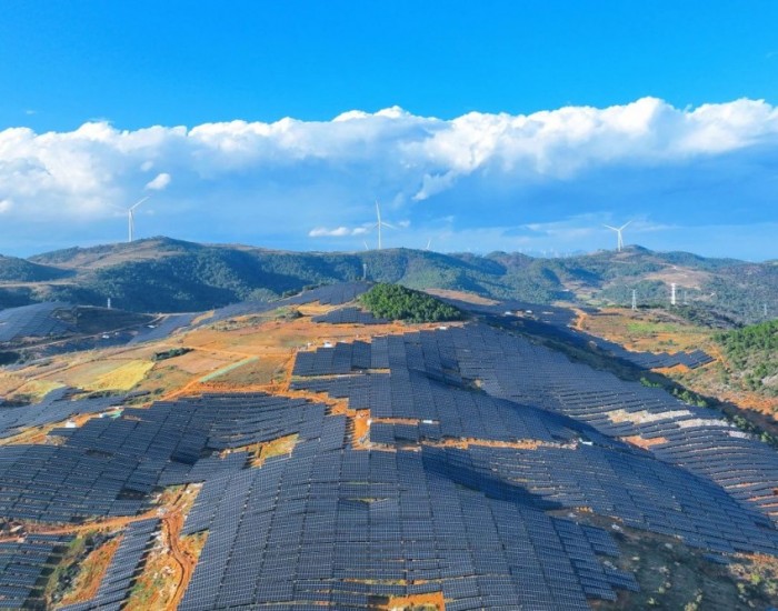 中国华电建成四川省最大在运风光一体化基地