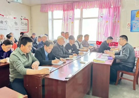 <em>青海能源</em>魚卡公司選運(yùn)隊(duì)：全力以赴沖刺首季“開門紅”