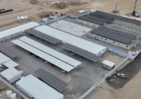 科威特T1282项目临建光伏系统正式投入使用