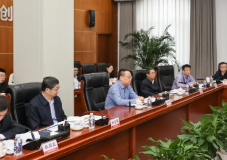 中核集团会见哈尔滨工程大学党委副书记、校长宋迎