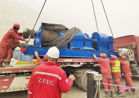中曼4队跨国出征 助力哈萨克斯坦岸边油田开发