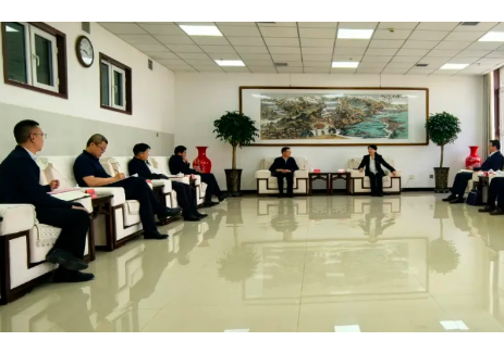 国家电投新疆公司与新疆兵团第二师铁门关市座谈