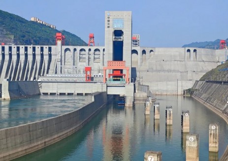 向家坝水电站通过货运量累计突破7000万吨