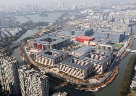 中国能建浙江院设计的浙江红船干部学院屋顶分布式光伏发电项目全容量并网