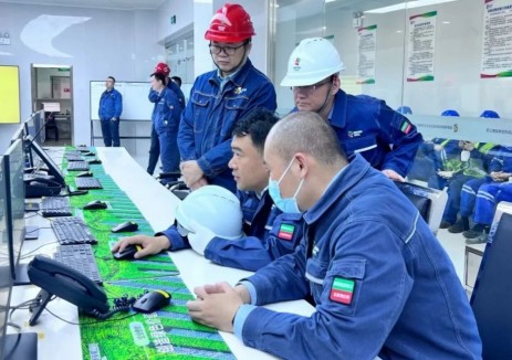 五彩湾发电公司2号机组投产后首次B级检修圆满结束
