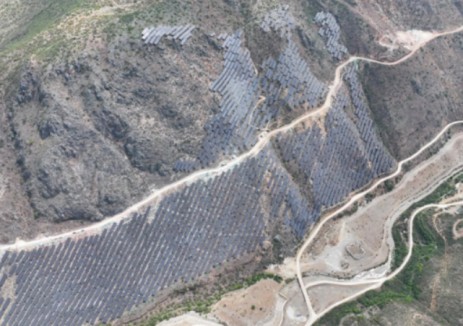 丽江玉龙头台里都60MW复合型光伏项目实现全容量并