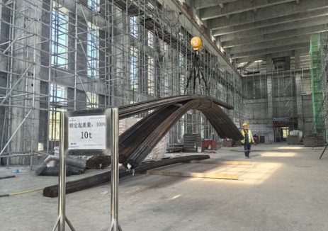 河南鲁山抽蓄电站开关站GIS楼桥机荷载试验顺利完