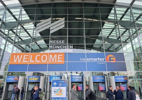 亿晶光电携明星产品亮相Intersolar Europe 2025！