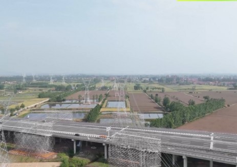 500千伏江东、江凤工程9天时间完成4处跨越高速施