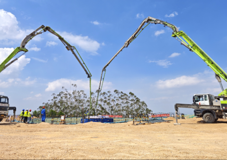中国能建葛洲坝一公司参建的樟木风电场项目完成首台风机基础混凝土浇筑