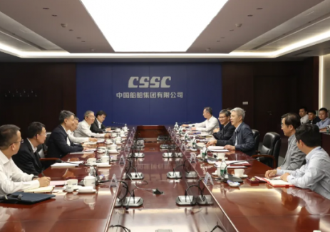 徐鹏与中国华能集团党组书记、董事长温枢刚会谈 共筑绿色能源与高端装备融