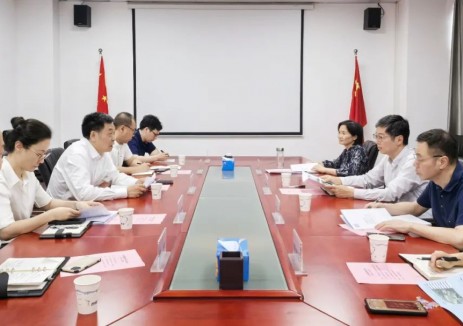 中国能建首席专家万明忠与华中能源监管局党组书记