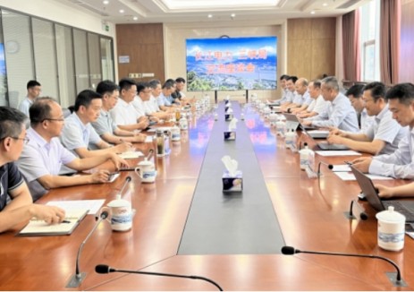 长江电力与长江三峡通航管理局座谈