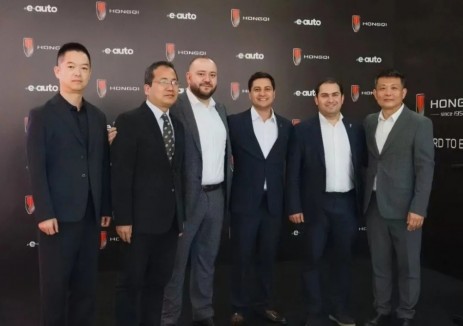 红旗品牌携旗舰车型闪耀亚美尼亚 开启国际化业务