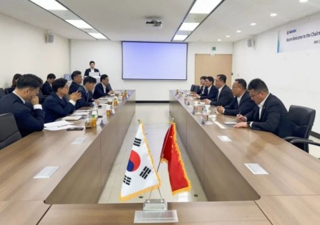 山东电建三公司赵启明与韩国电力公司副总裁、全球