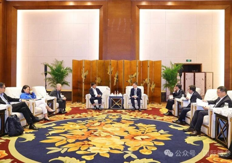 谈及新能源！陈观福与沙捞越能源公司首席执行官沙比尼·苏海利举行会谈