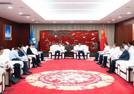 中国华电江毅与甘肃省副省长雷思维举行会谈