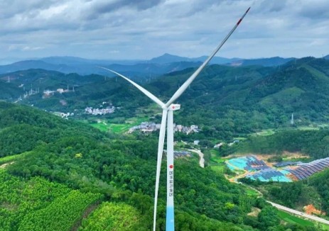 国华投资广西两山地风电项目并网发电