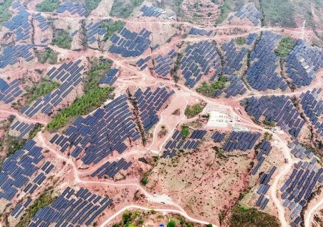 京能国际云南保山昌宁县珠街18MW林光互补项目并网发电