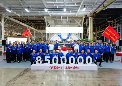 上汽通用五菱青岛分公司第850万辆整车顺利下线